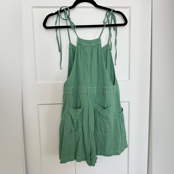 Urban Outfitters Sage Green Strappy Romper - Picture 2 of 6